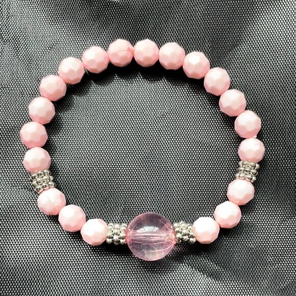 NWOT Elegant Pink Beaded Bracelet - Picture 3 of 9